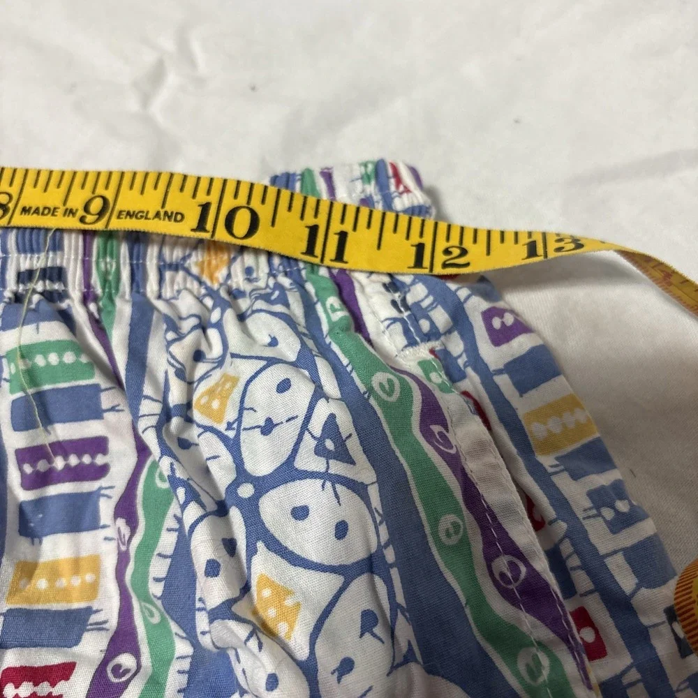 Gazelle New York Men's Print Short Shorts Sz‎ 2 (see measurements) RARE Vintage